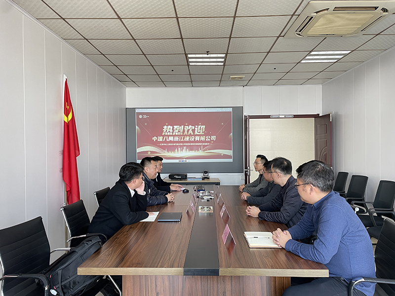 1701935255212505.jpg 簽約.jpg